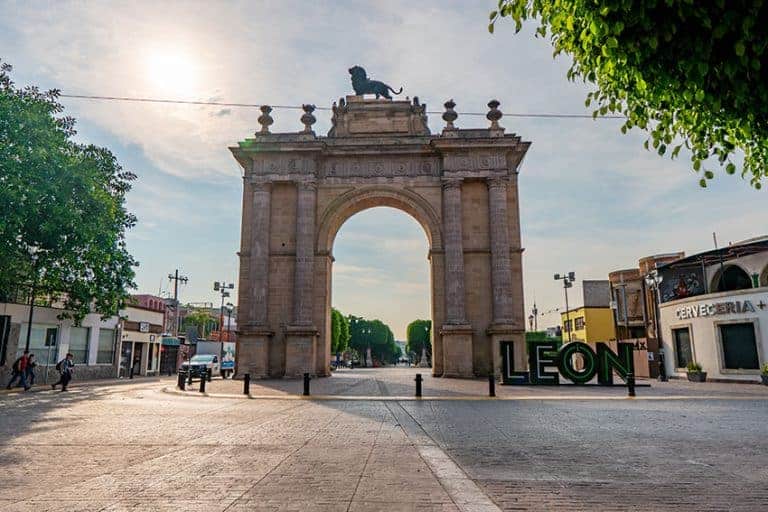 Arco De La Calzada Leon Gto Dibujo www.leon-mexico.com