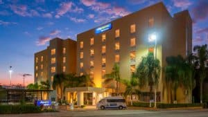 nocheCityExpress 300x169